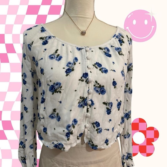 Hollister Tops - Hollister Blue Floral Button-up /  Crop Top SIZE XS